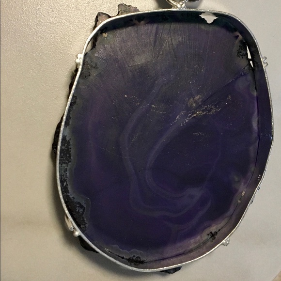 Beautiful Druzy Agate Pendant 🧜🏽‍♀️ - Picture 5 of 7